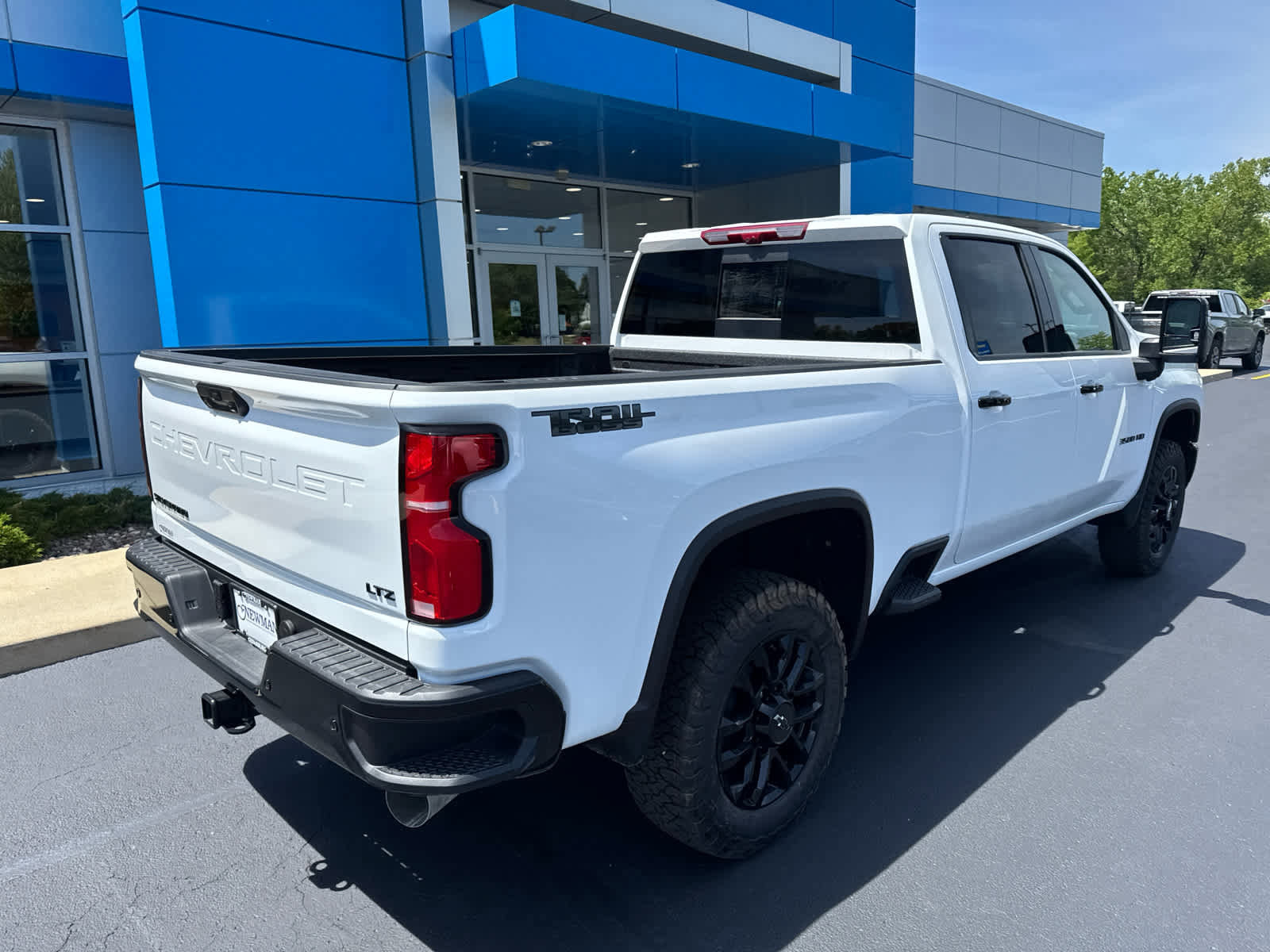 New 2026 Chevrolet Silverado 3500 LTZ w/ LTZ Plus Package AWD/4WD image 7