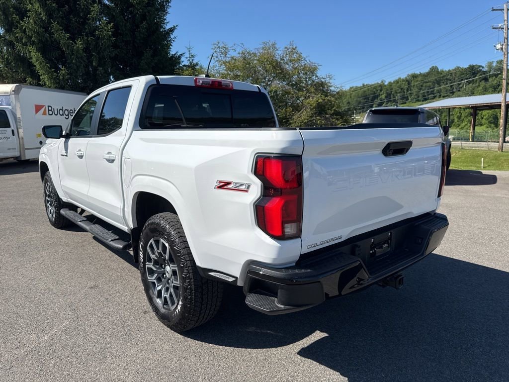 Certified 2023 Chevrolet Colorado Z71 w/ Z71 Convenience Package 2 AWD/4WD image 4