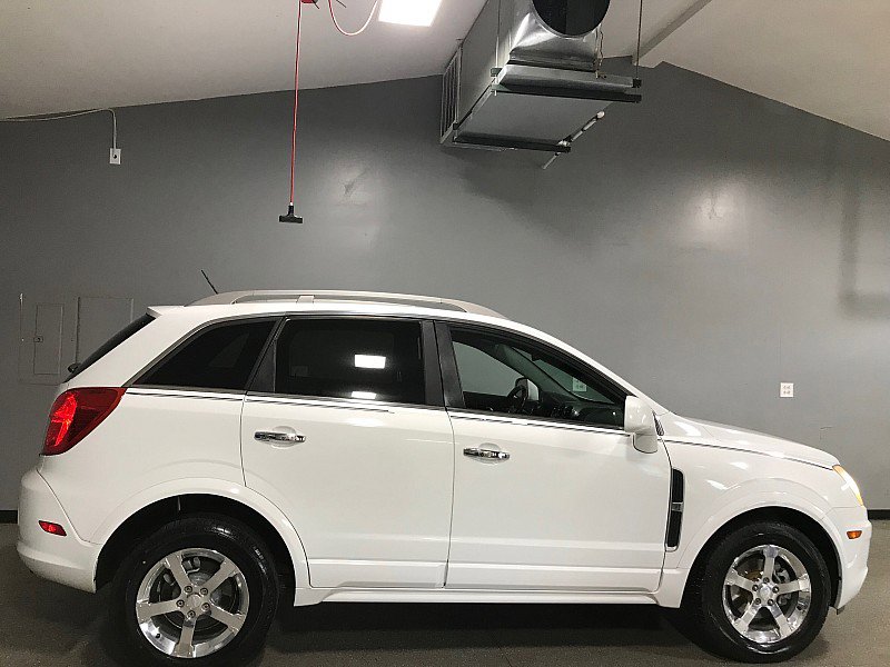 Used 2013 Chevrolet Captiva Sport LT image 2