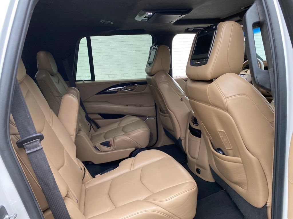 Used 2019 Cadillac Escalade Platinum AWD/4WD image 15