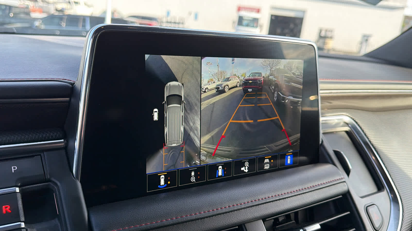 Used 2022 Chevrolet Tahoe RST w/ Luxury Package image 16