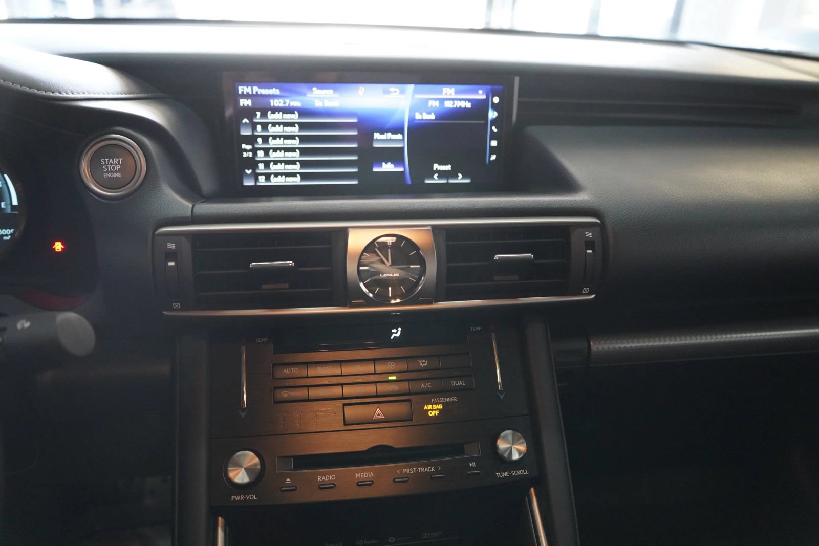 Used 2017 Lexus IS 350 F Sport RWD image 9