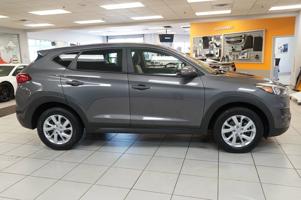 Used 2020 Hyundai Tucson SE w/ Cargo Package FWD image 12