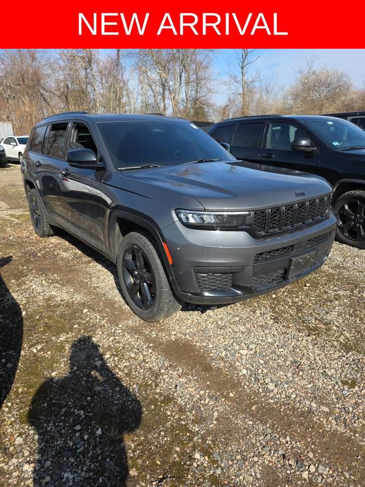 Used 2022 Jeep Grand Cherokee L Altitude image 1