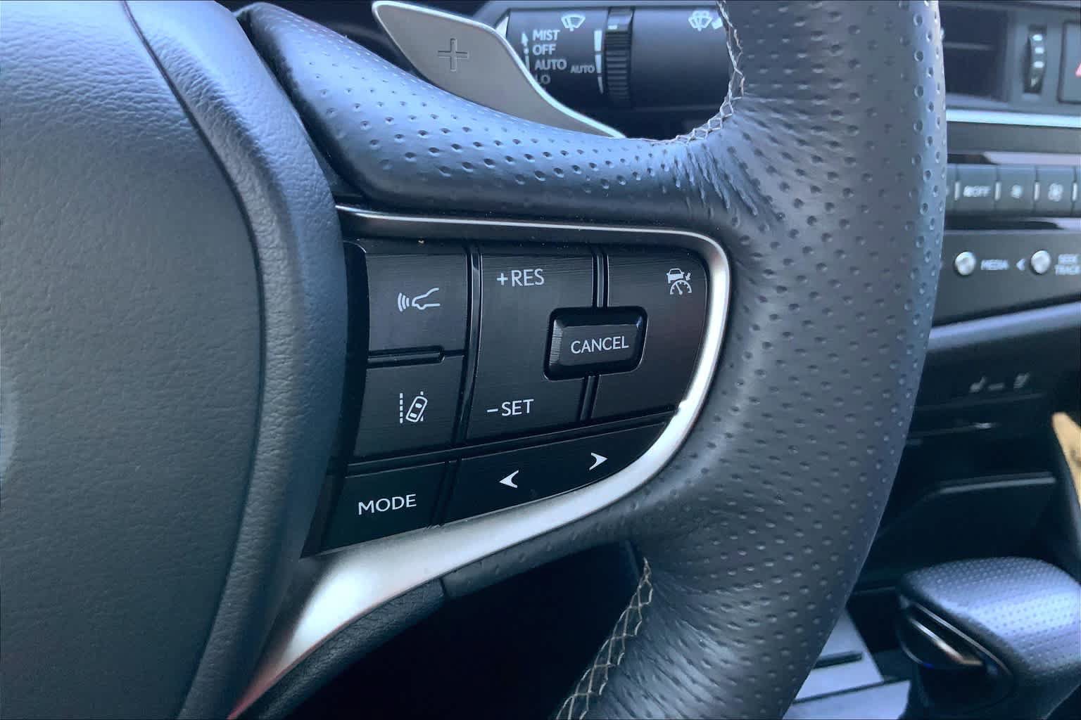 Used 2022 Lexus ES 350 F Sport FWD image 23