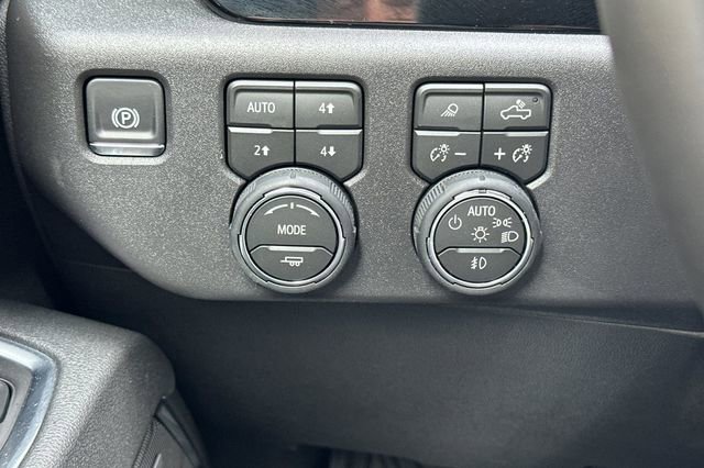 New 2026 Chevrolet Silverado 1500 LT Trail Boss w/ Safety Package AWD/4WD image 34