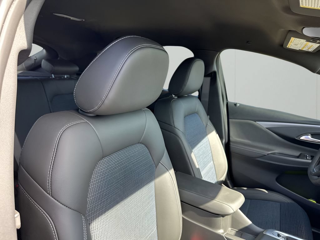 New 2026 Buick Envista Sport Touring w/ Convenience I Package FWD image 17