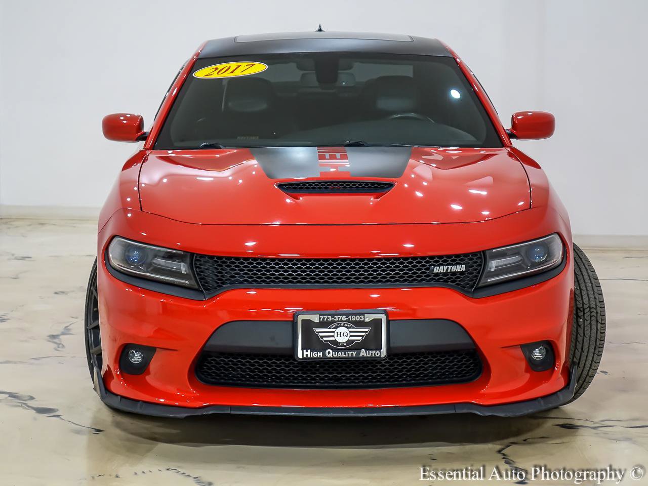 Used 2017 Dodge Charger R/T RWD image 5