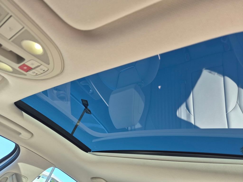 Used 2026 Genesis G70 2.5T Prestige image 22