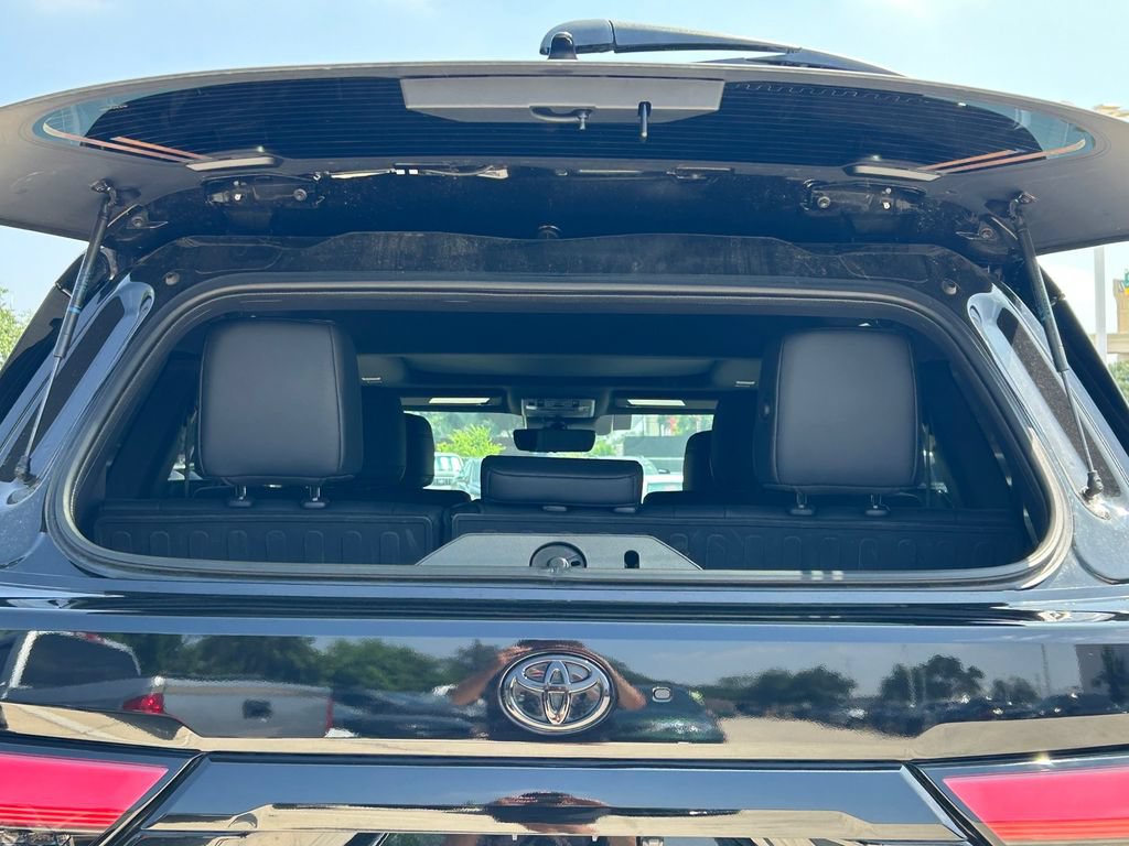 Used 2025 Toyota Sequoia Limited RWD image 18