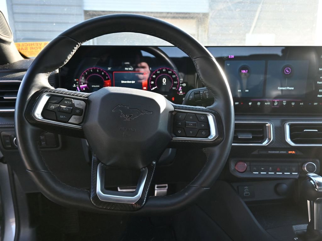 Used 2025 Ford Mustang GT Premium image 27