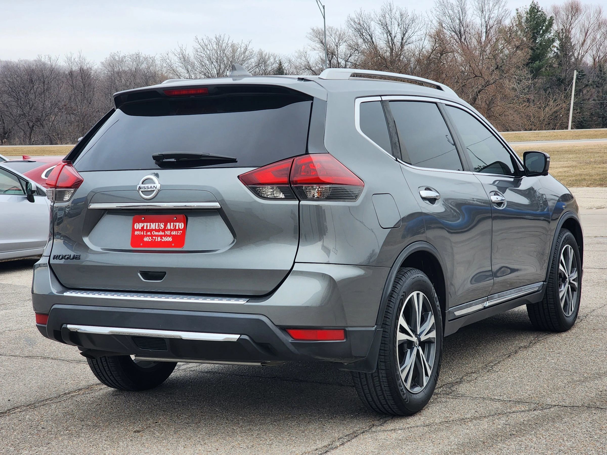 Used 2018 Nissan Rogue SL w/ Premium Package image 7