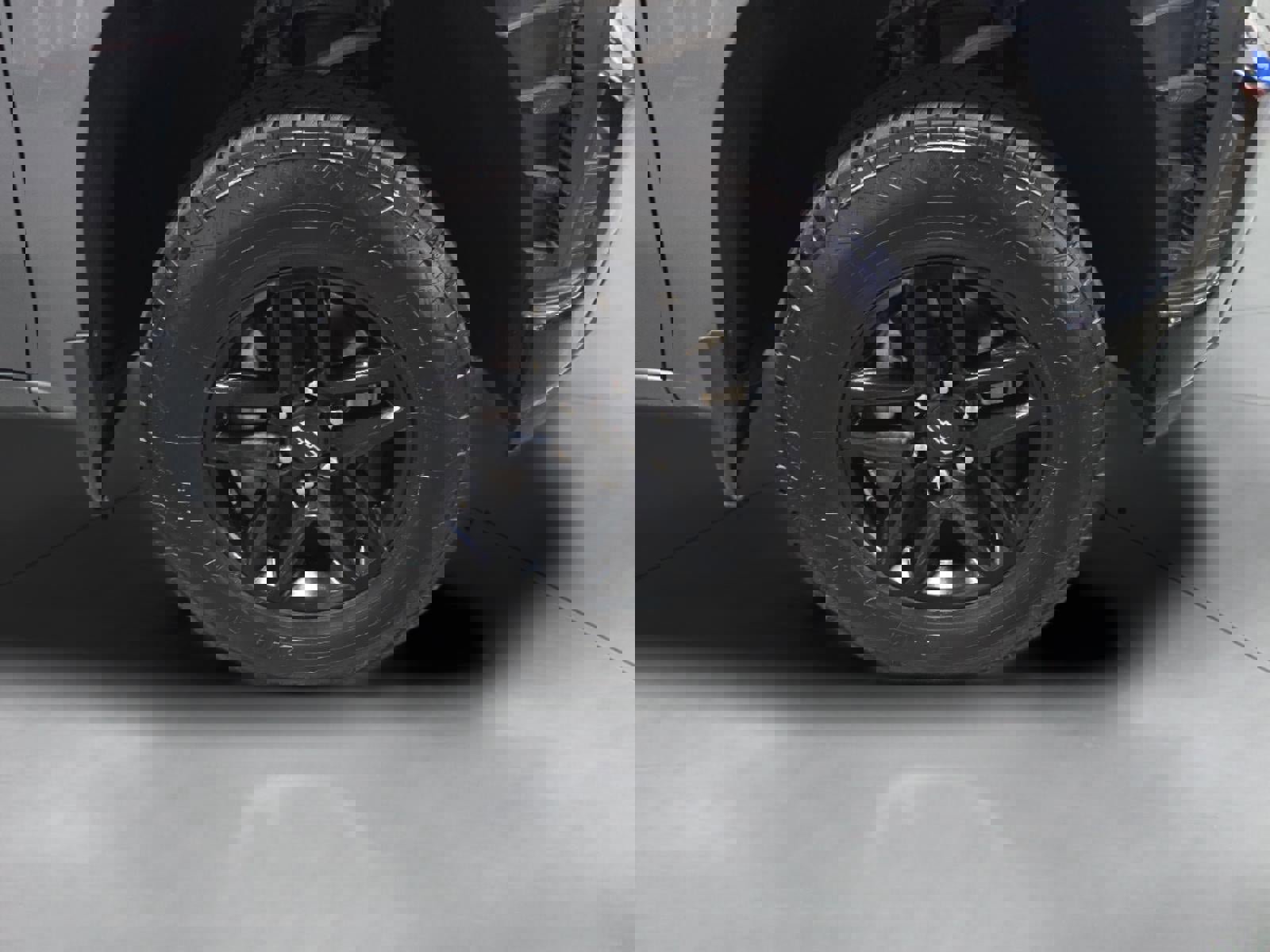 Used 2021 Chevrolet Silverado 1500 LT Trail Boss w/ Convenience Package II image 26