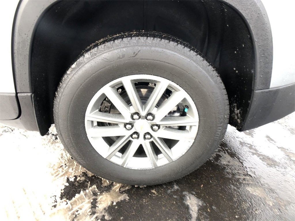 Used 2023 Chevrolet Traverse LT image 10