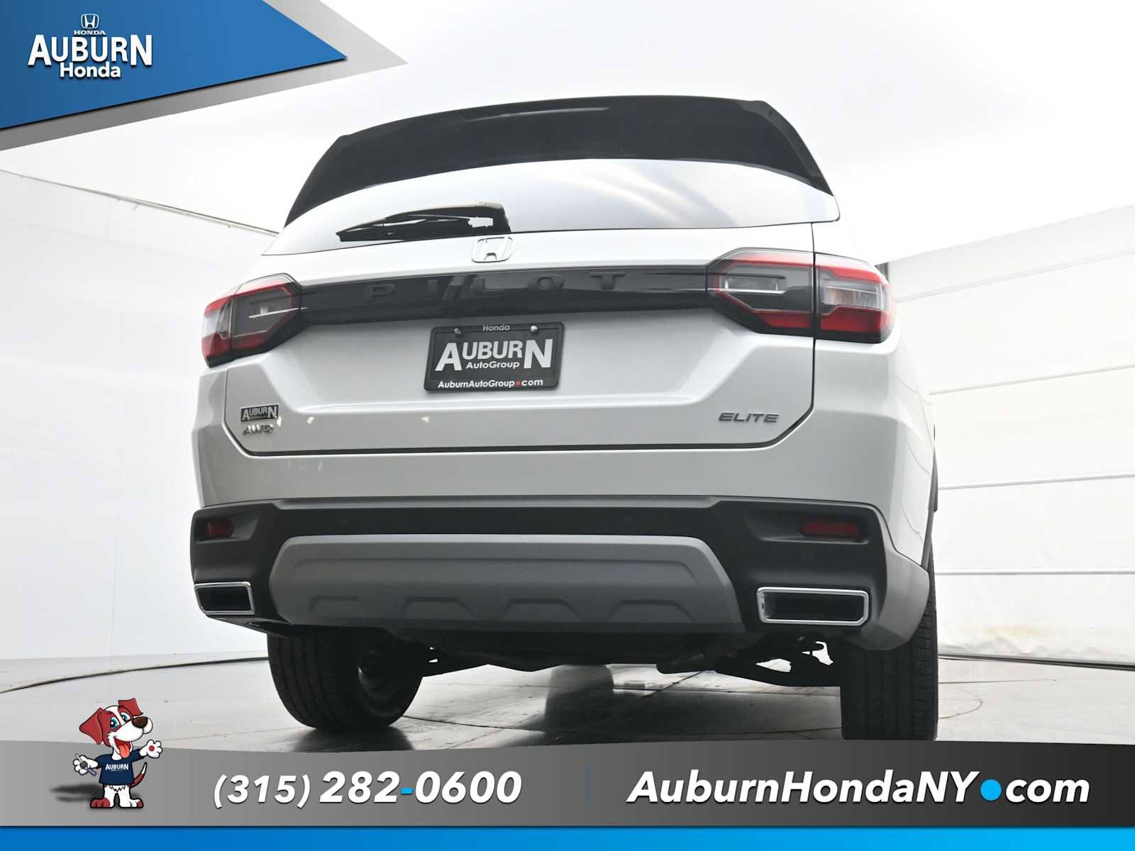 Used 2023 Honda Pilot Elite image 21