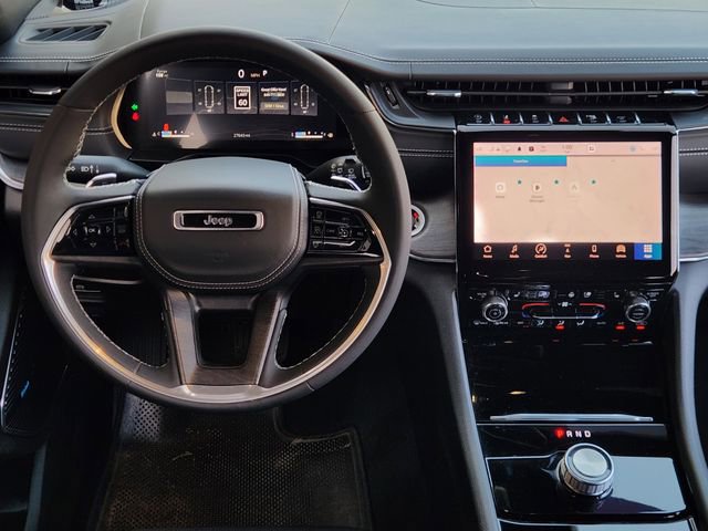 Used 2023 Jeep Grand Cherokee Overland w/ Luxury Tech Group IV image 24