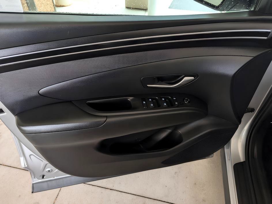 Used 2024 Hyundai Tucson SEL AWD/4WD image 8