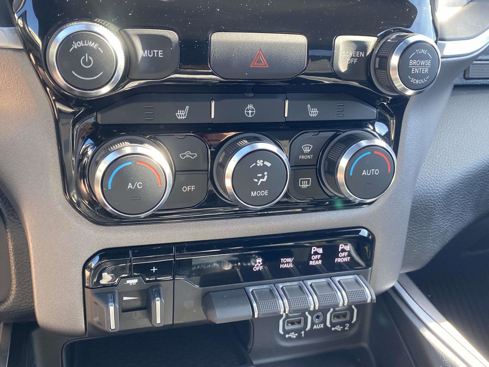 Certified 2022 RAM 1500 Big Horn image 9