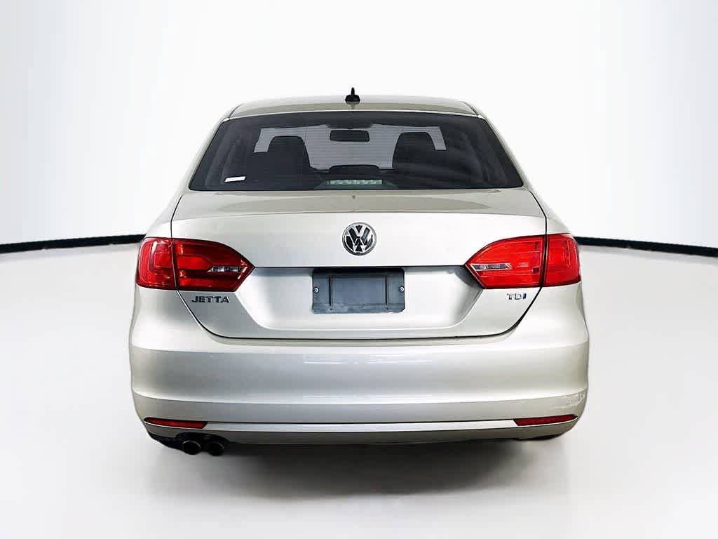Used 2013 Volkswagen Jetta TDI FWD image 5