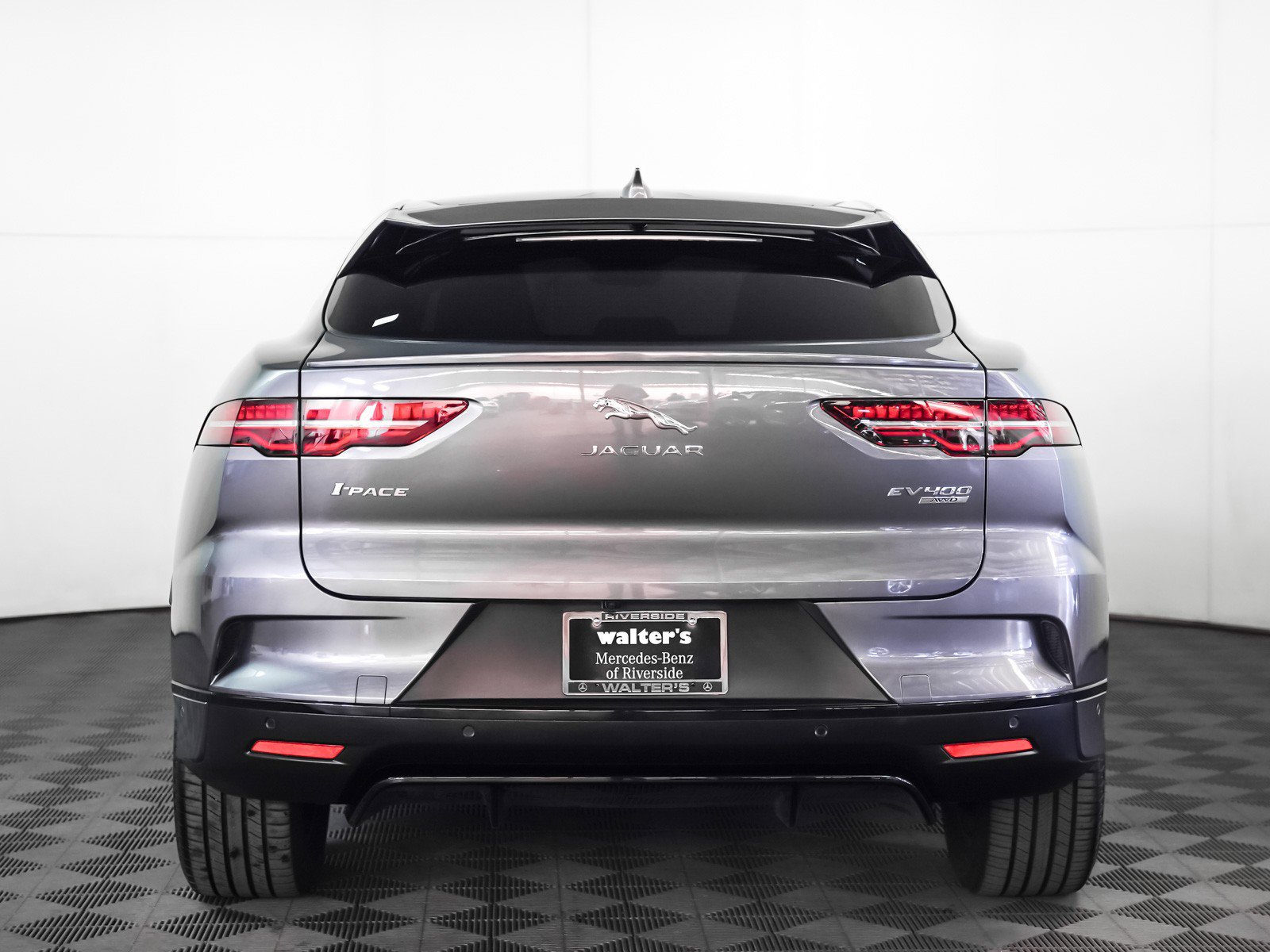 Used 2020 Jaguar I-PACE HSE image 13