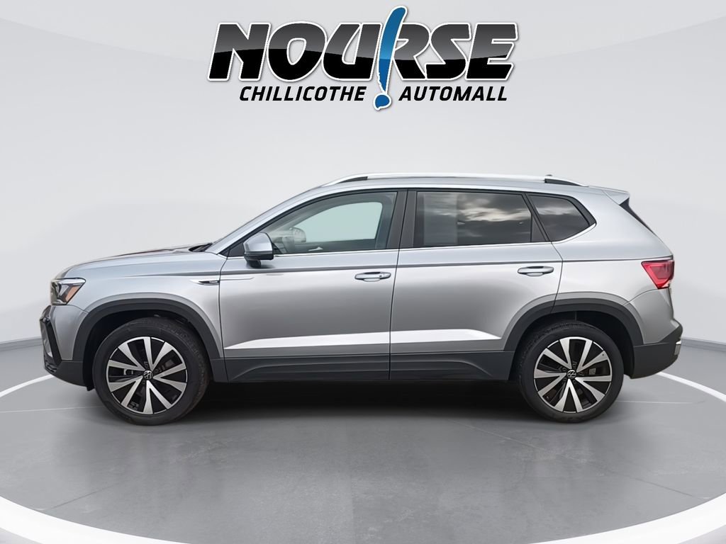 Used 2024 Volkswagen Taos SE image 5