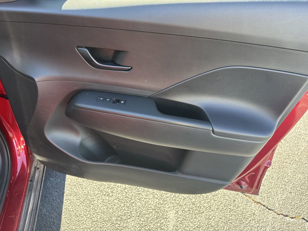 Used 2024 Hyundai Kona SEL image 14