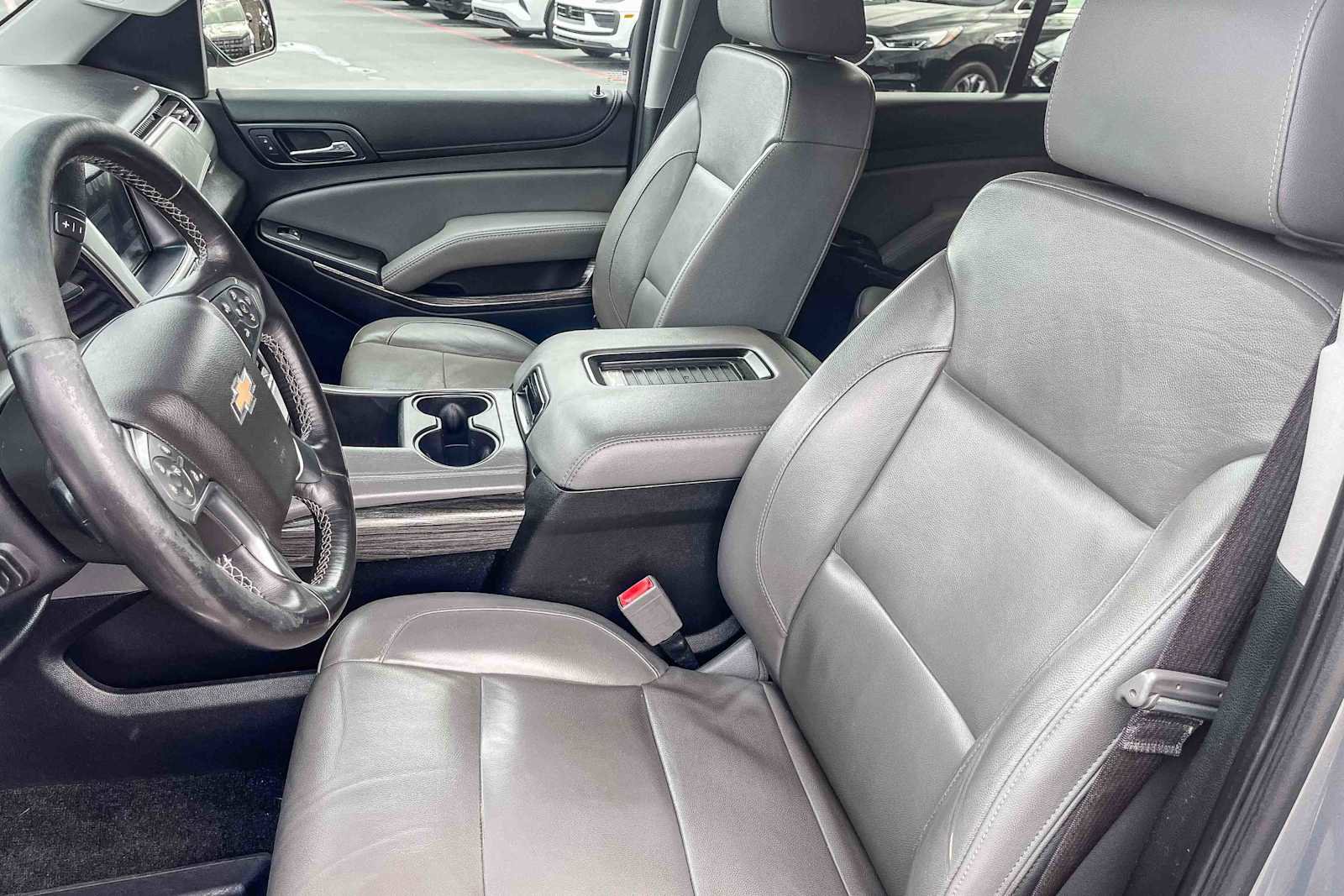 Used 2017 Chevrolet Tahoe LT w/ Luxury Package image 16