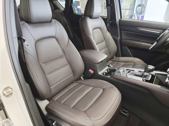 New 2025 MAZDA CX-5 Signature image 13