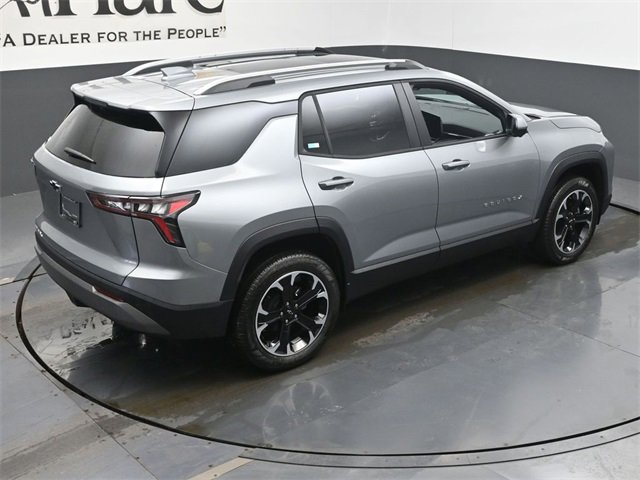 New 2026 Chevrolet Equinox LT image 18