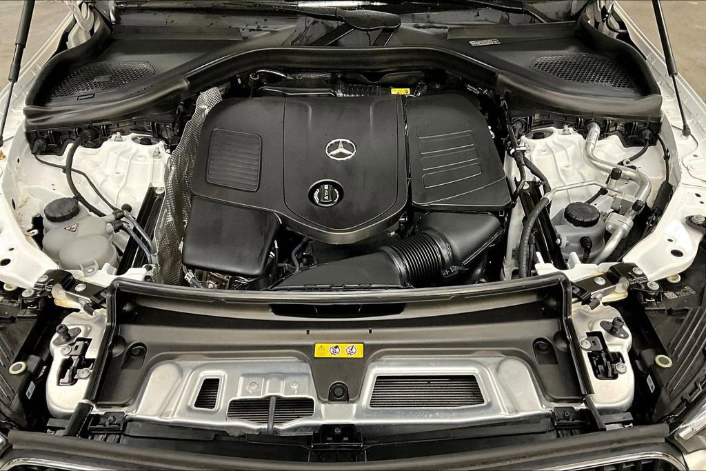 Used 2023 Mercedes-Benz GLC 300 4MATIC image 30