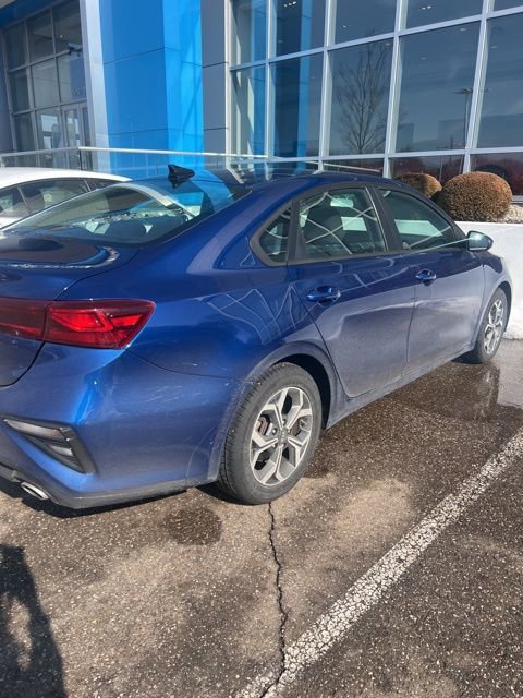 Used 2021 Kia Forte LXS image 3
