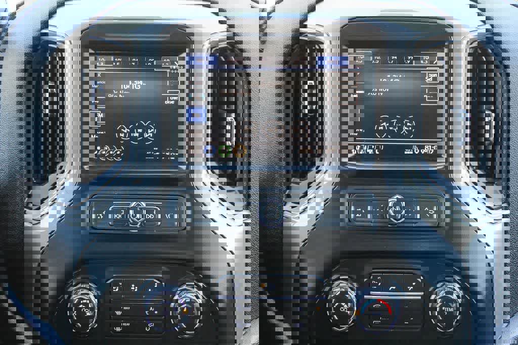 Used 2021 Chevrolet Silverado 1500 Custom Trail Boss AWD/4WD image 12