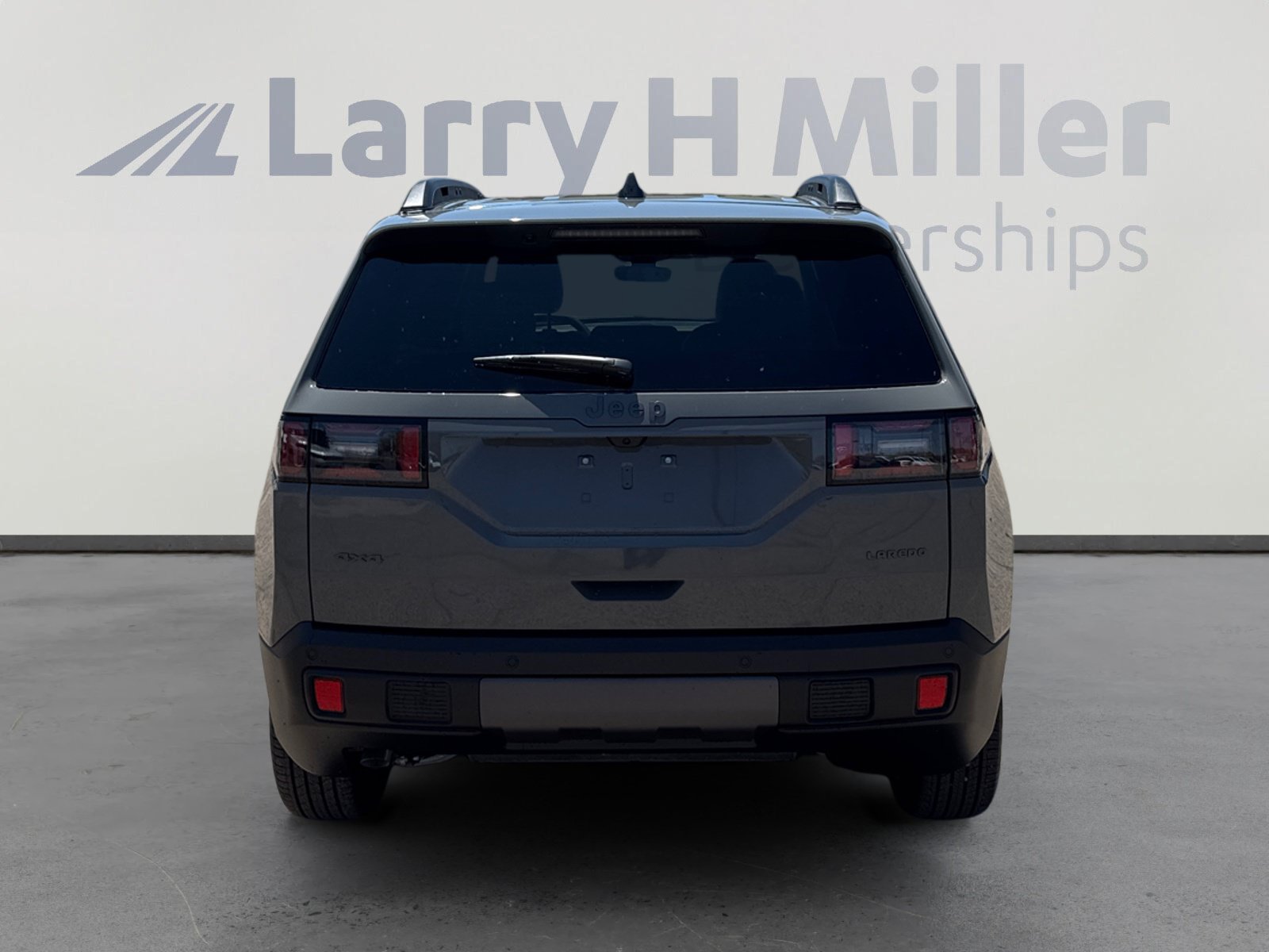 New 2026 Jeep Cherokee Laredo AWD/4WD image 4