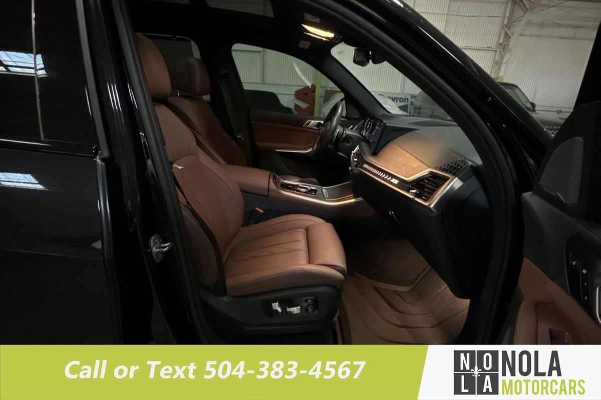 Used 2024 BMW X5 xDrive40i w/ M Sport Package image 28