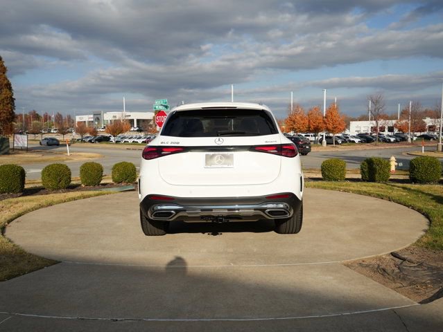 Used 2026 Mercedes-Benz GLC 300 4MATIC image 7