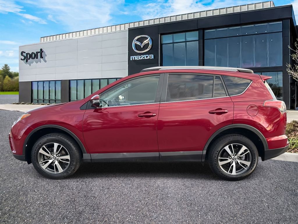 Used 2018 Toyota RAV4 XLE image 7