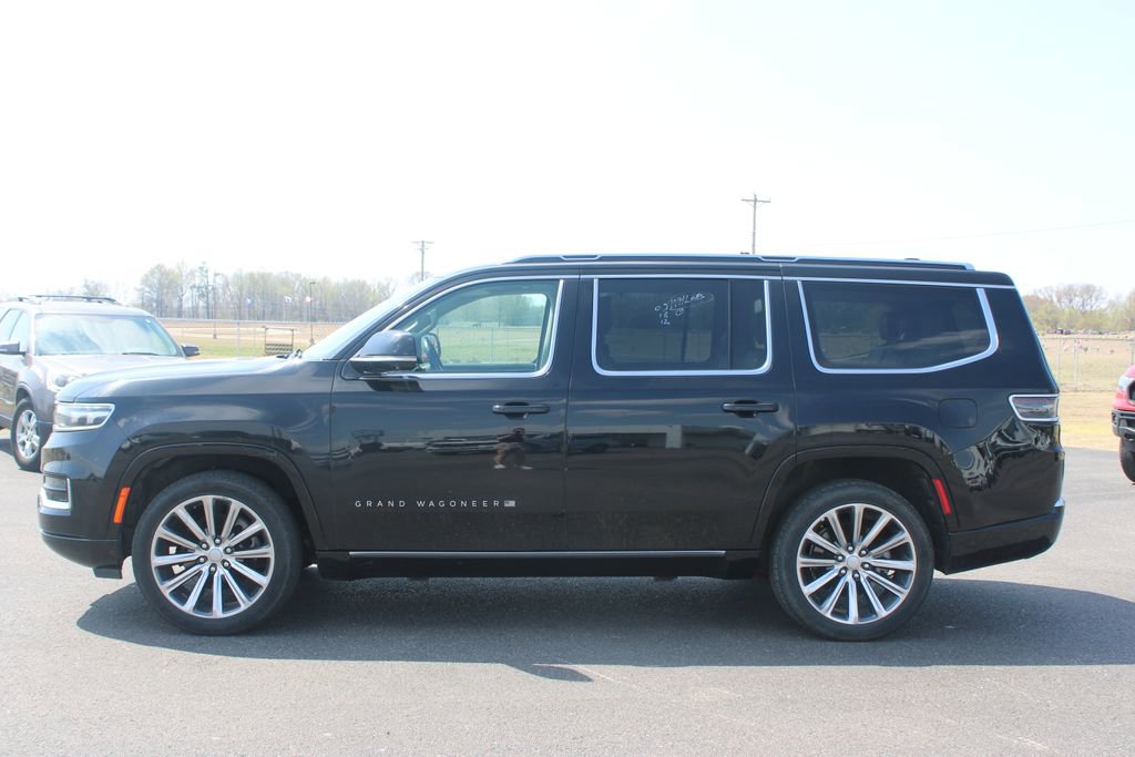 Used 2023 Jeep Grand Wagoneer Series II w/ Flexible Seating Group image 6