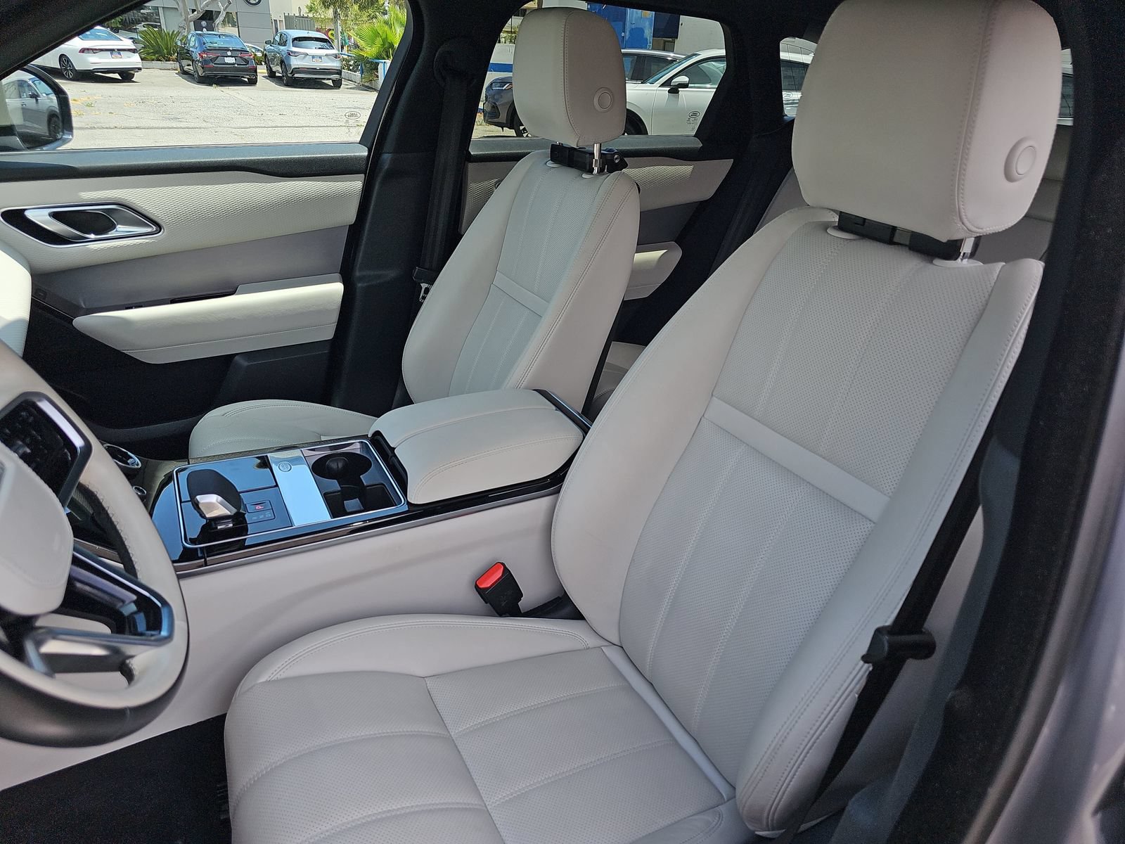 Used 2023 Land Rover Range Rover Velar R-Dynamic S AWD/4WD image 15