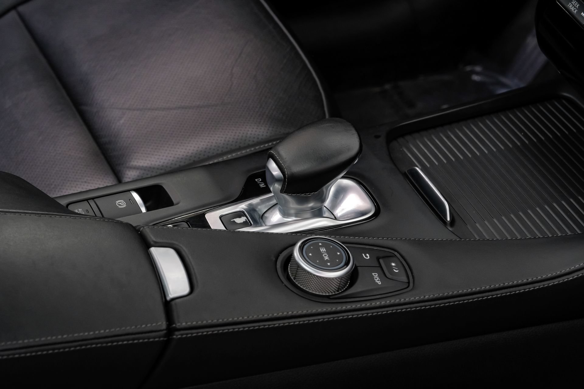 Used 2023 INFINITI QX55 Luxe w/ Cargo Package AWD/4WD image 28