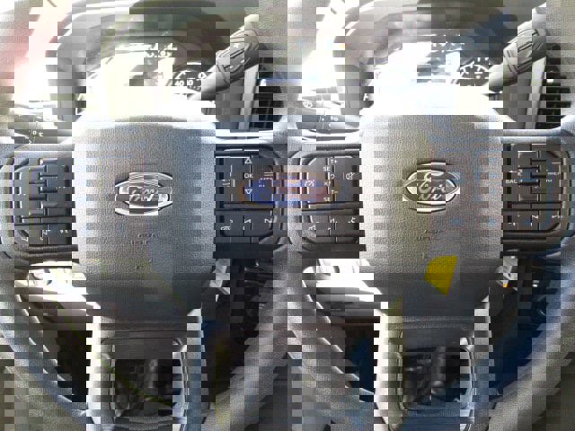 New 2026 Ford F250 XLT w/ Snow Plow/Camper Package image 16