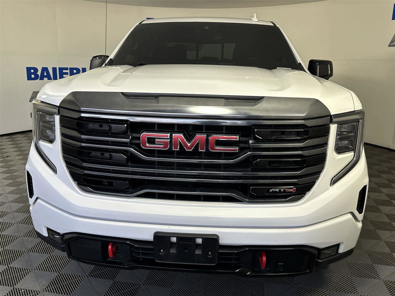 Used 2022 GMC Sierra 1500 AT4 w/ AT4 Preferred Package image 8