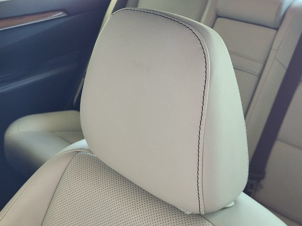 Used 2013 Lexus ES 300h w/ Luxury Pkg FWD image 26
