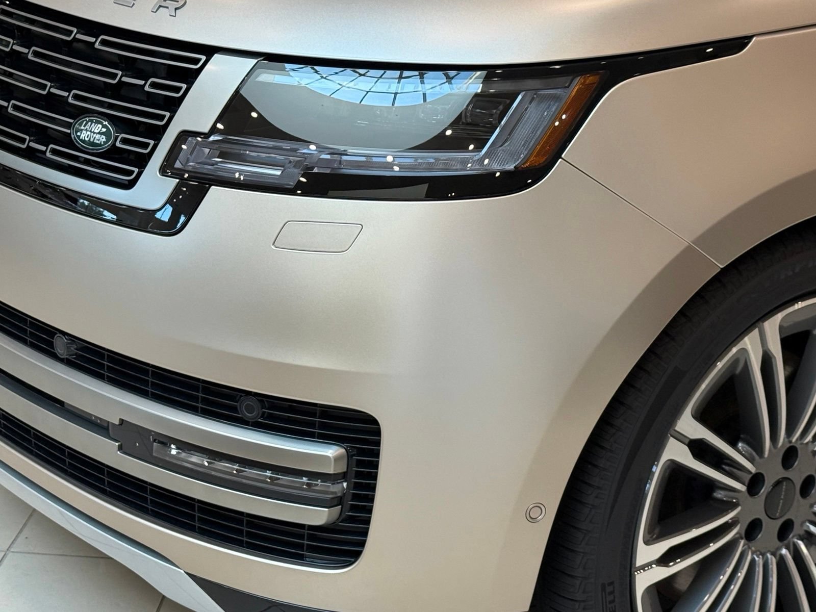 New 2026 Land Rover Range Rover SE AWD/4WD image 11