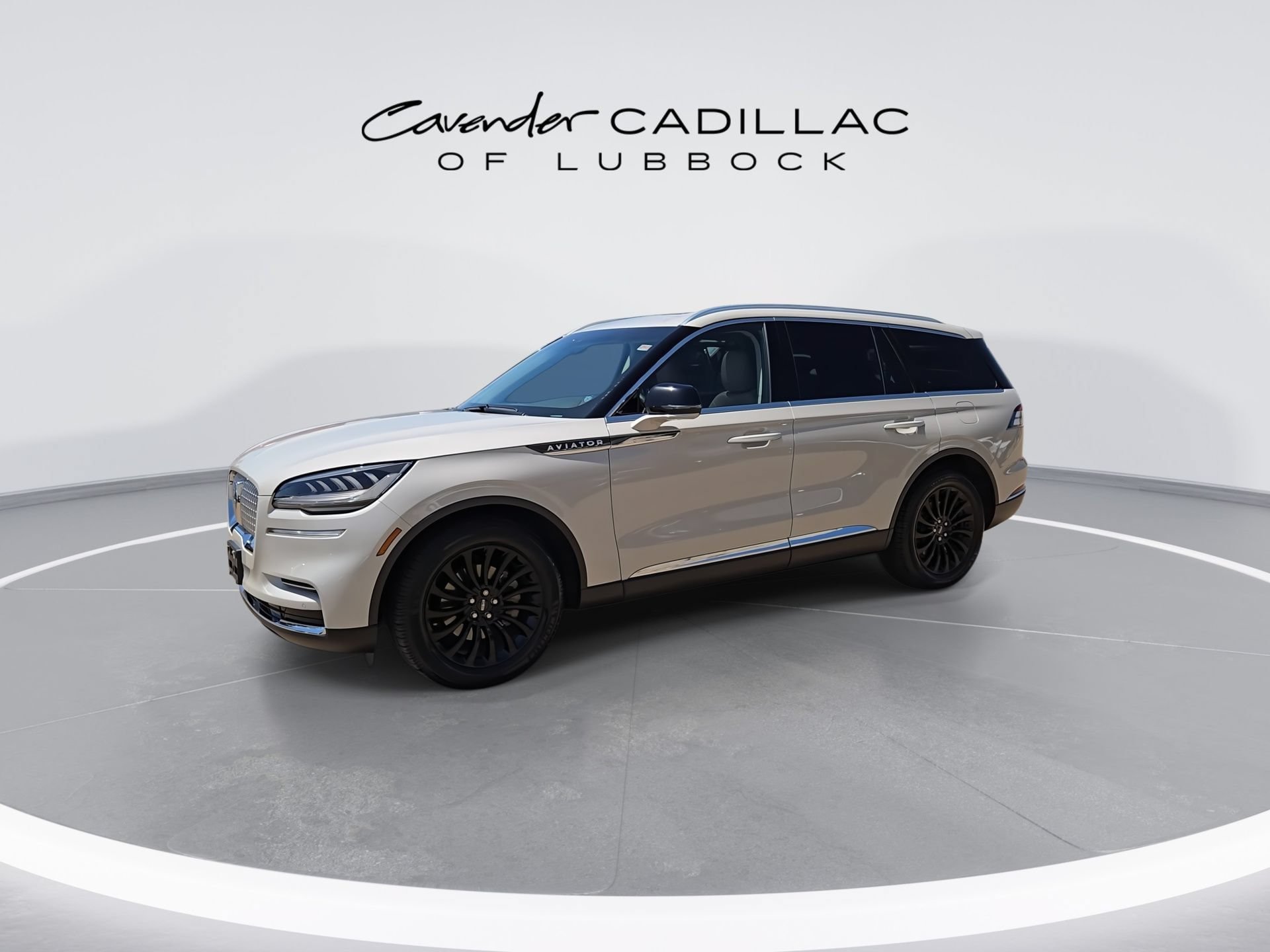 Used 2023 Lincoln Aviator 2WD w/ Premium Package image 5