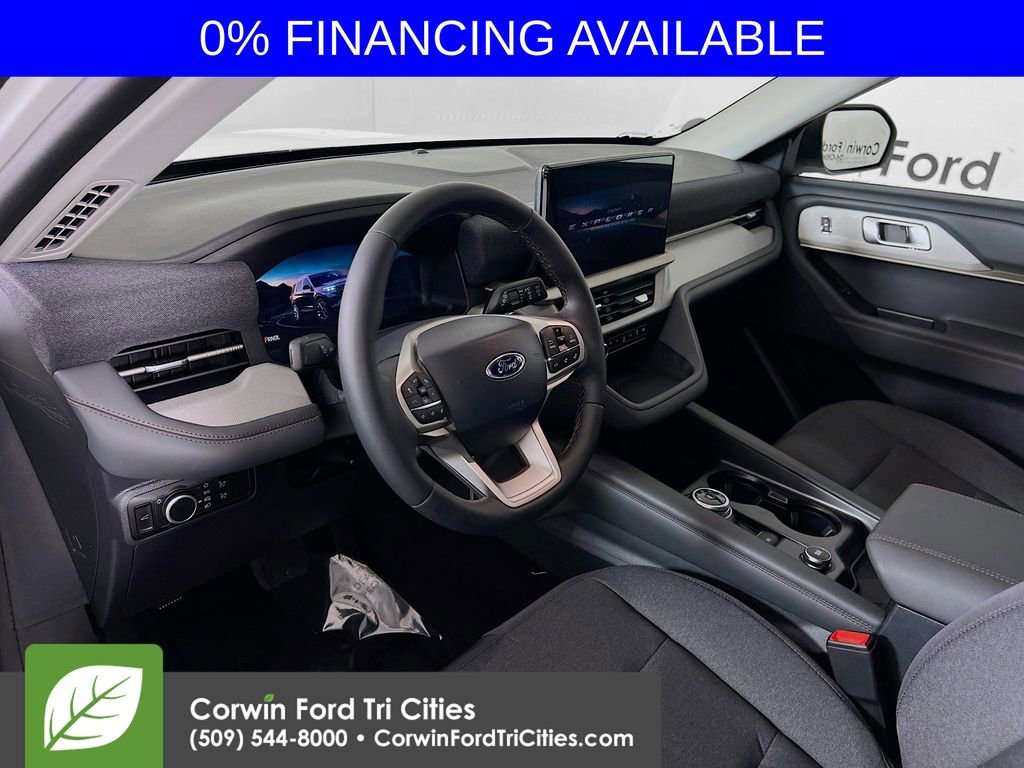 New 2026 Ford Explorer Active image 3