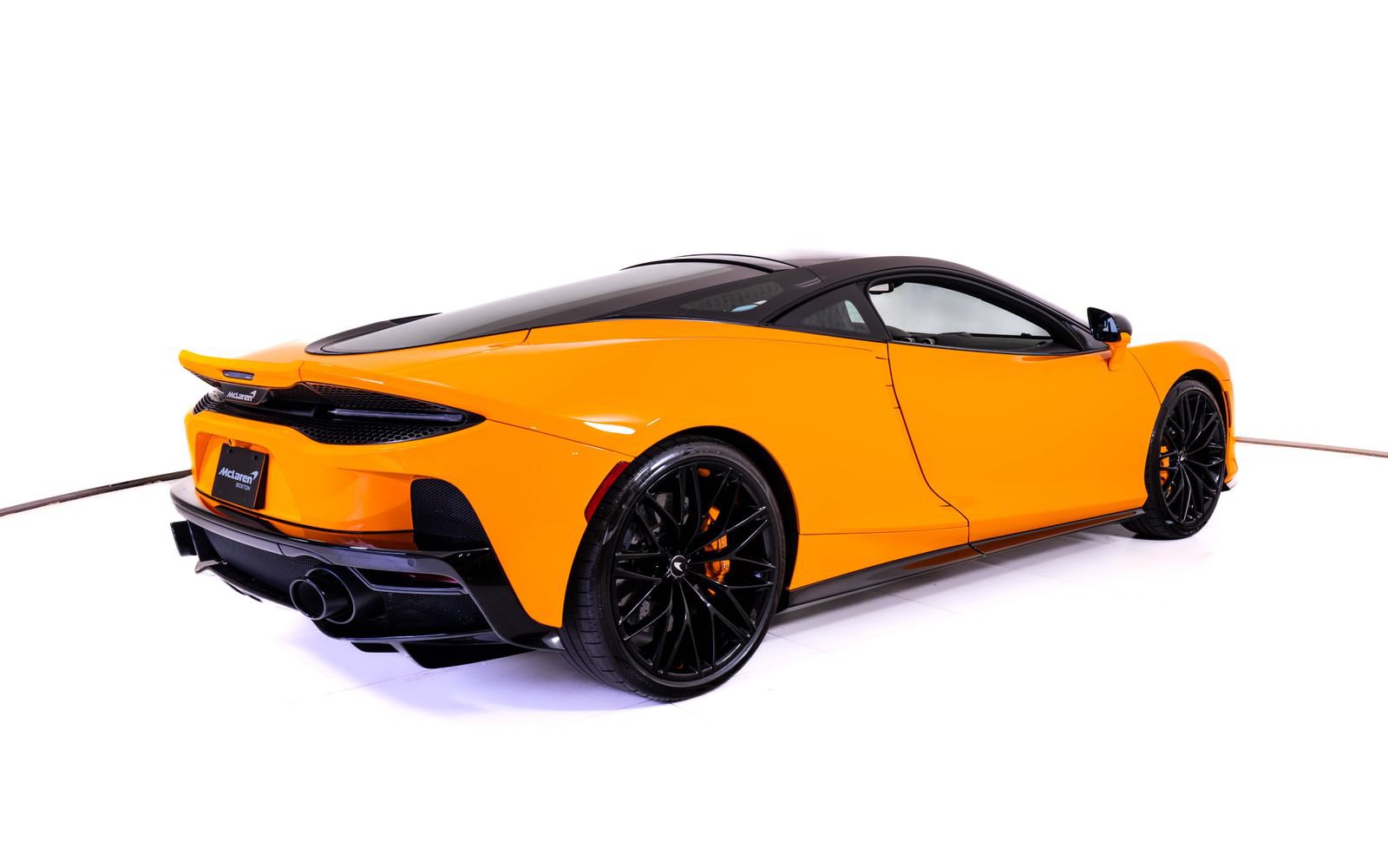 Used 2023 McLaren GT RWD image 5