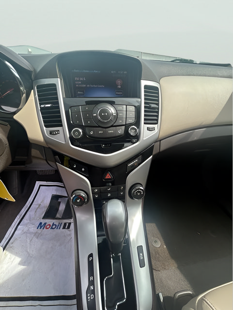 Used 2014 Chevrolet Cruze LT w/ RS Package FWD image 16