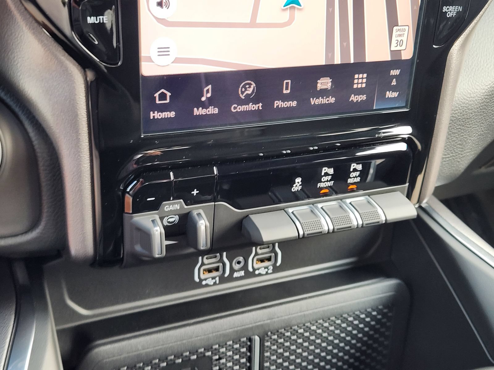New 2026 RAM 1500 Laramie w/ Laramie Southwest Edition AWD/4WD image 18