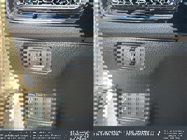 Used 2024 Honda Civic EX-L image 28