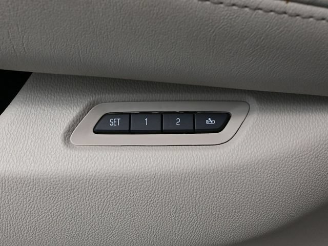 Used 2017 Cadillac Escalade ESV 4WD image 20